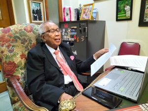 Pembunuhan mengunakan bubuk sianida menyebabkan Mirna Kumala Salihin meninggal.