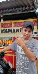 Tukang gorengan merindukan presiden RI kedepan dari matan militer