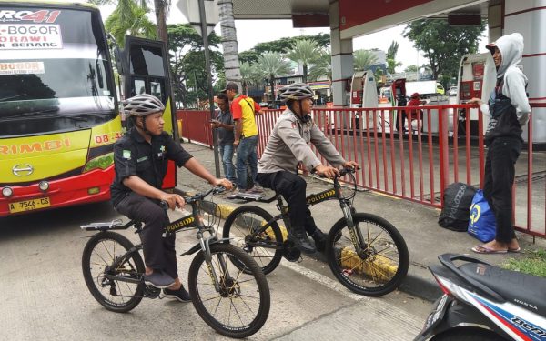 Kapolres Metro Tangerang Kota Cek Pos Pam dan Pos Yan, Pastikan Personel Siap Melayani Masyarakat