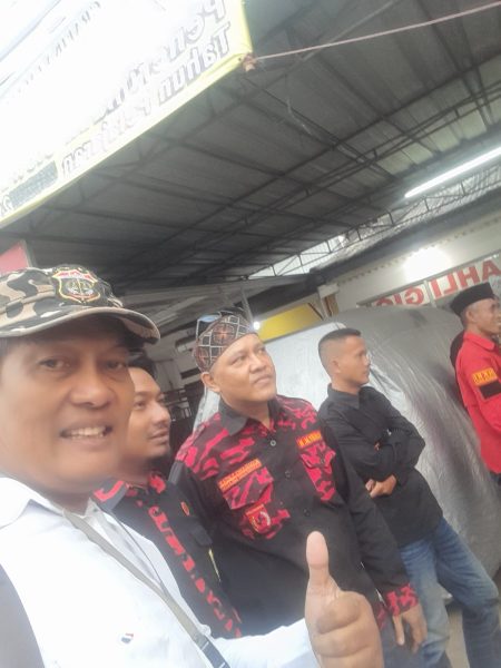 Asli pula Soto Betawi renyah daging Kambing acara pun meriah dihadiri sekitar 300 anggota dan Relawan