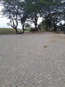 Pembangunan Paving Blok di Kampung Waduk, sudah selesai tepat waktu.