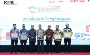 untuk mensertipikasi aset pemda perlu melengkapi data yuridis/alas hak yang menjadi bukti perolehan tanah.