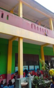 Orang tua murid minta para aparat polisi tangkap PLT Kepala Sekolah SDN Kedaung Barat 1.