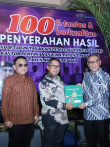 Tuntaskan PTSL 2024, Kakanwil BPN Banten Apresiasi Kerja Keras Kantor Pertanahan Kabupaten Tangerang.