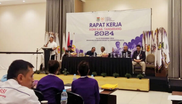 H. Achmad Kasori yang mewakili Pj Bupati Tangerang mengungkapkan apresiasinya atas rapat kerja KONI.