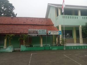 SDN Saga V Balaraja, sangat perhatin saat musin hujan pada bocor.