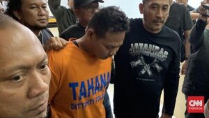 Pihak keluarga korban, pelaku harus hukum mati.