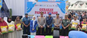 Bazar Gerakan Pangan Murah Polda Banten di Mapolsek Cikande Dibanjiri Warga