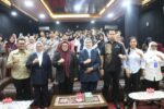 Tetapi diterapkan dalam kehidupan sehari-hari dan dibagikan kepada teman-teman.